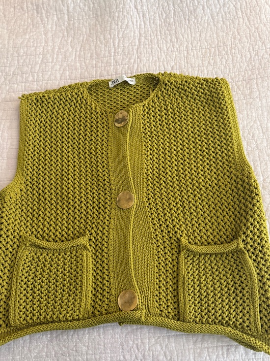 Zara Sweaters - ZARA Chunky Knit Button Vest Cardigan Olive Green Gold Buttons Size M